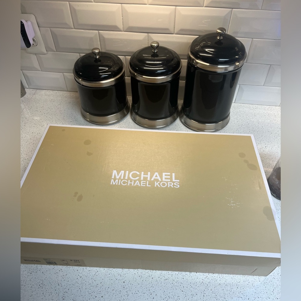 Like new Michael Kors Brown/Black Leather Knee High Zipper Boots in Box - Picture 2 of 12